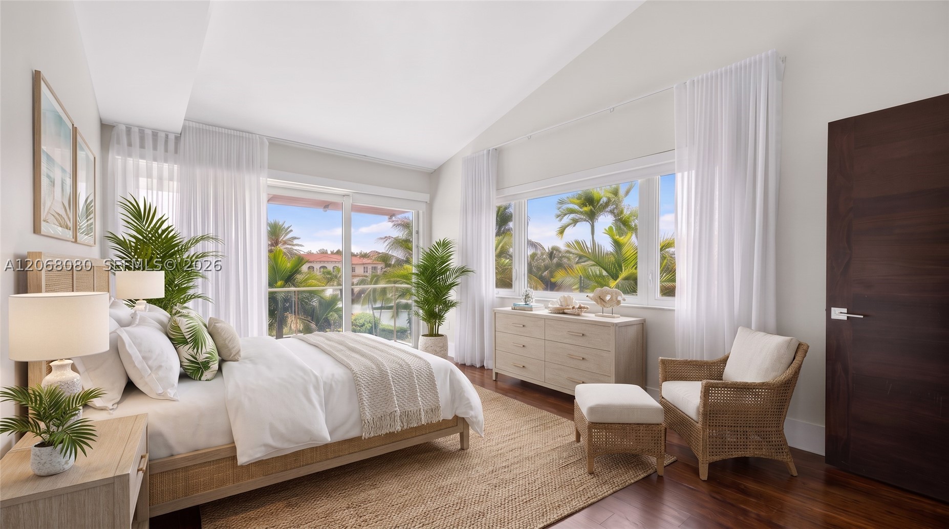 6819 Sunrise Pl Coral Gables, FL 33133
