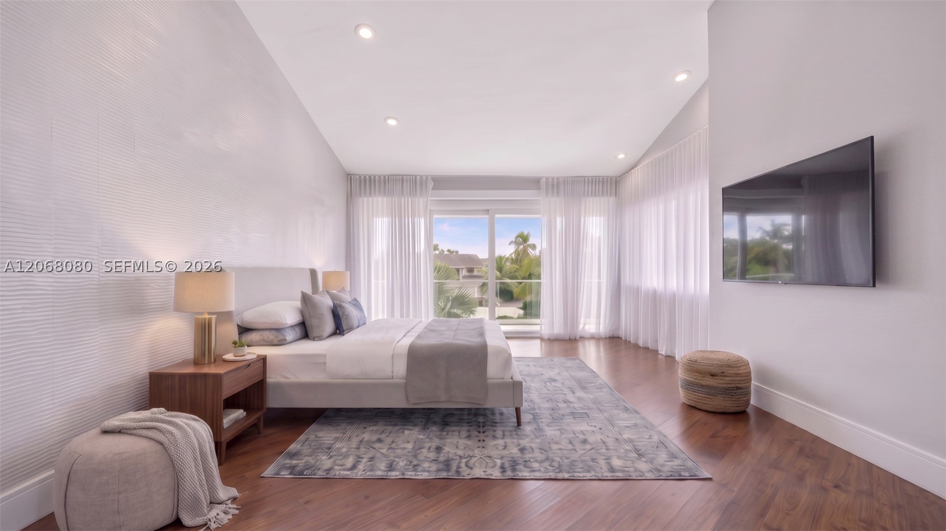 6819 Sunrise Pl Coral Gables, FL 33133