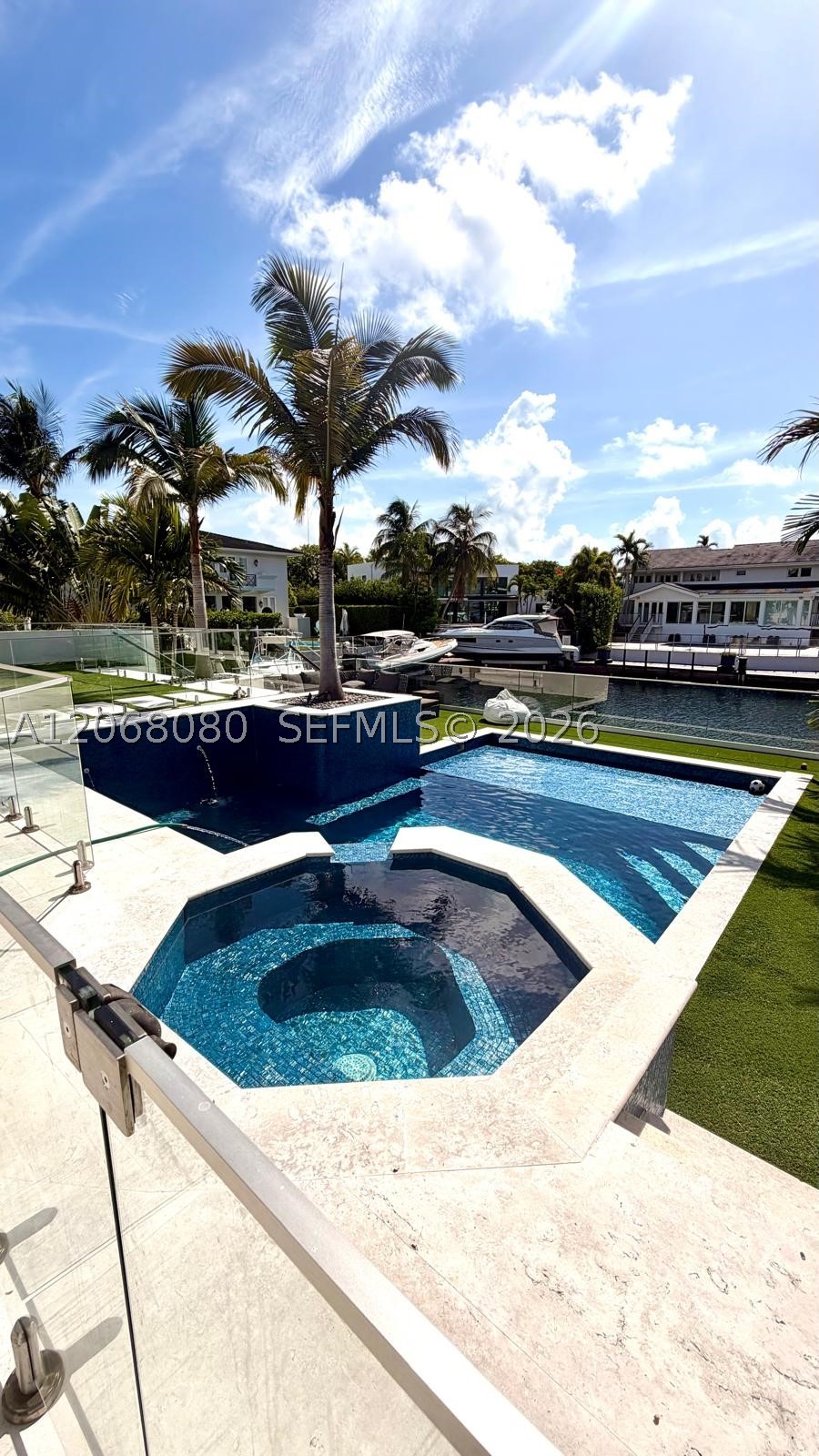 6819 Sunrise Pl Coral Gables, FL 33133