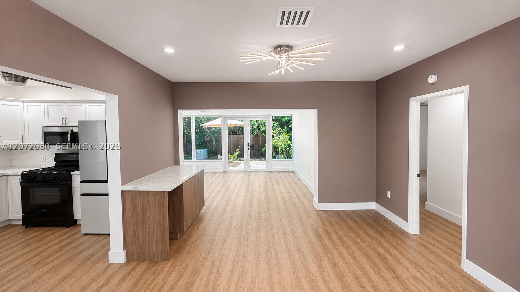 8819 Dickens Ave Surfside, FL 33154
