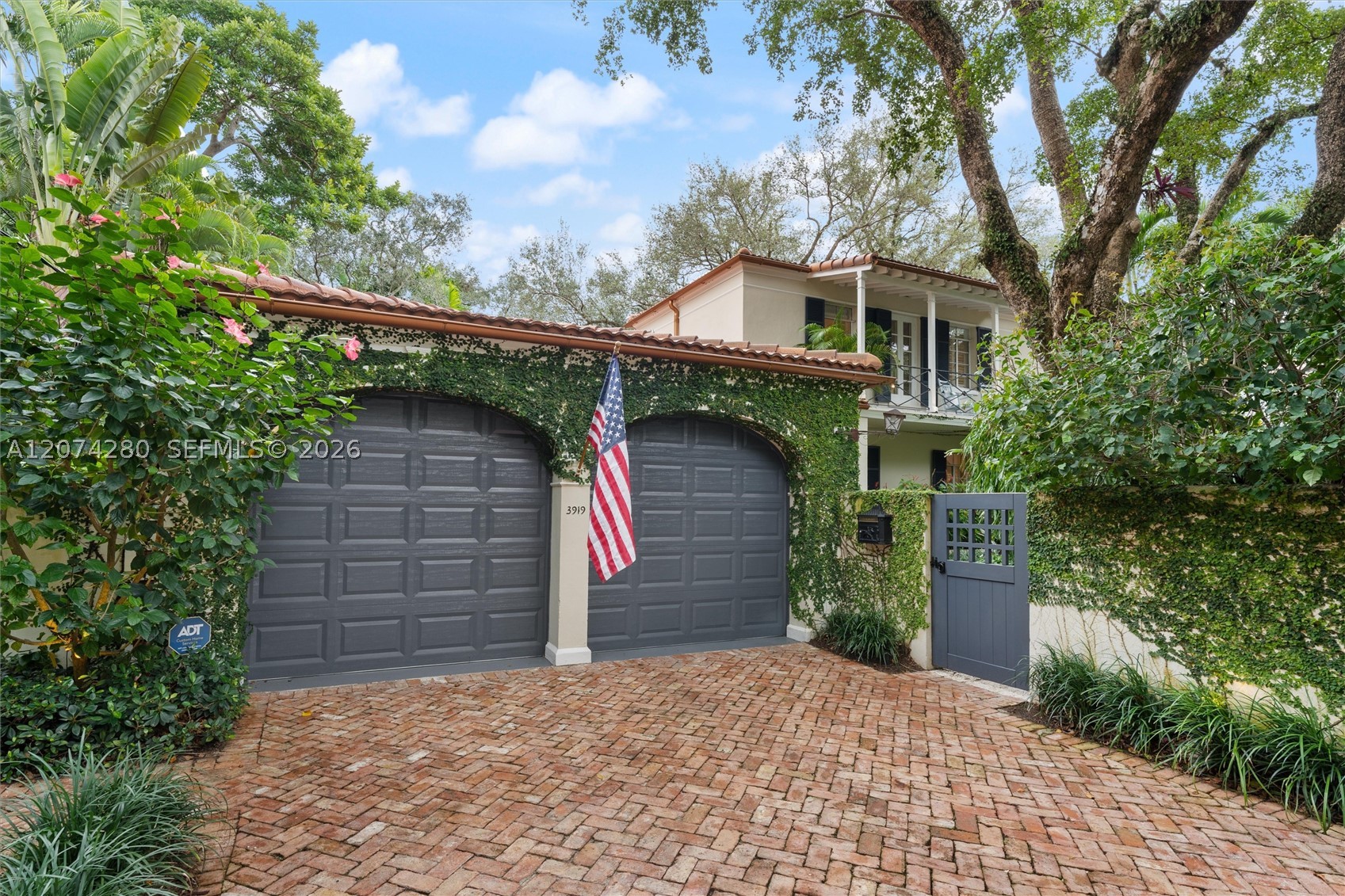 3919 Braganza Ave Miami, FL 33133