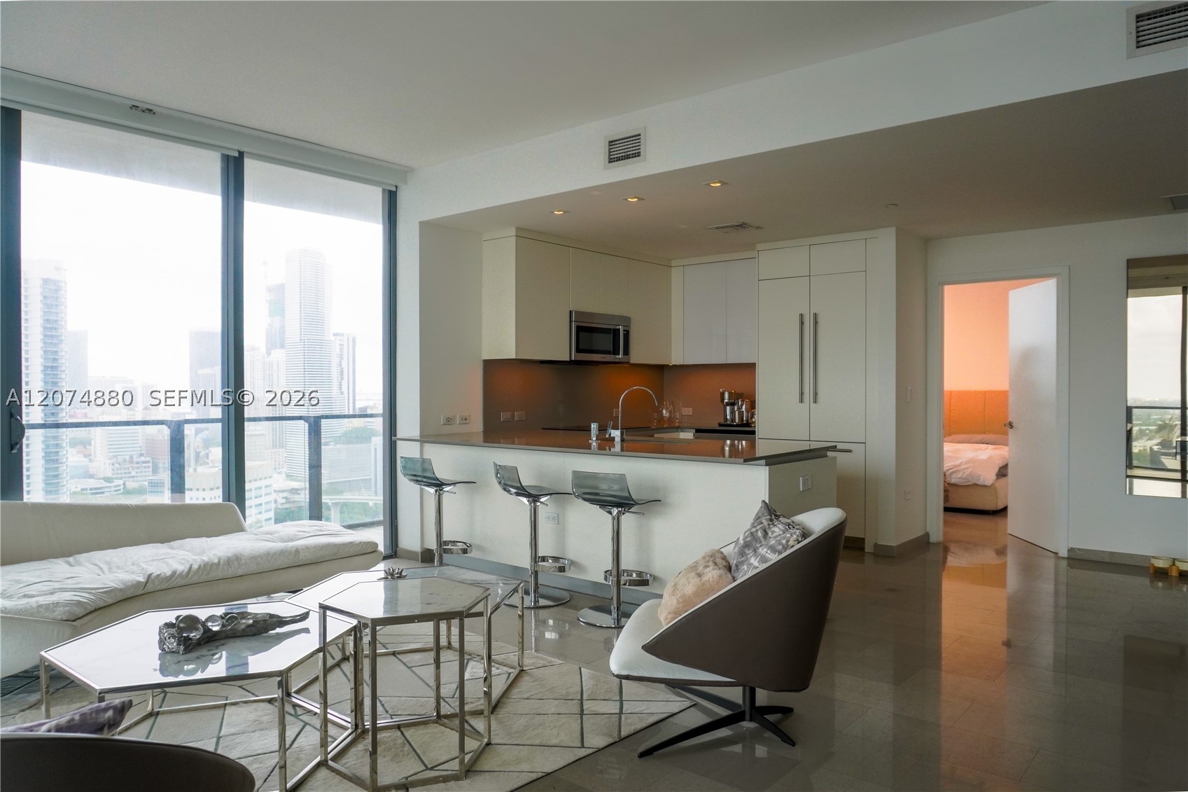 88 SW 7th #2112 Miami, FL 33130