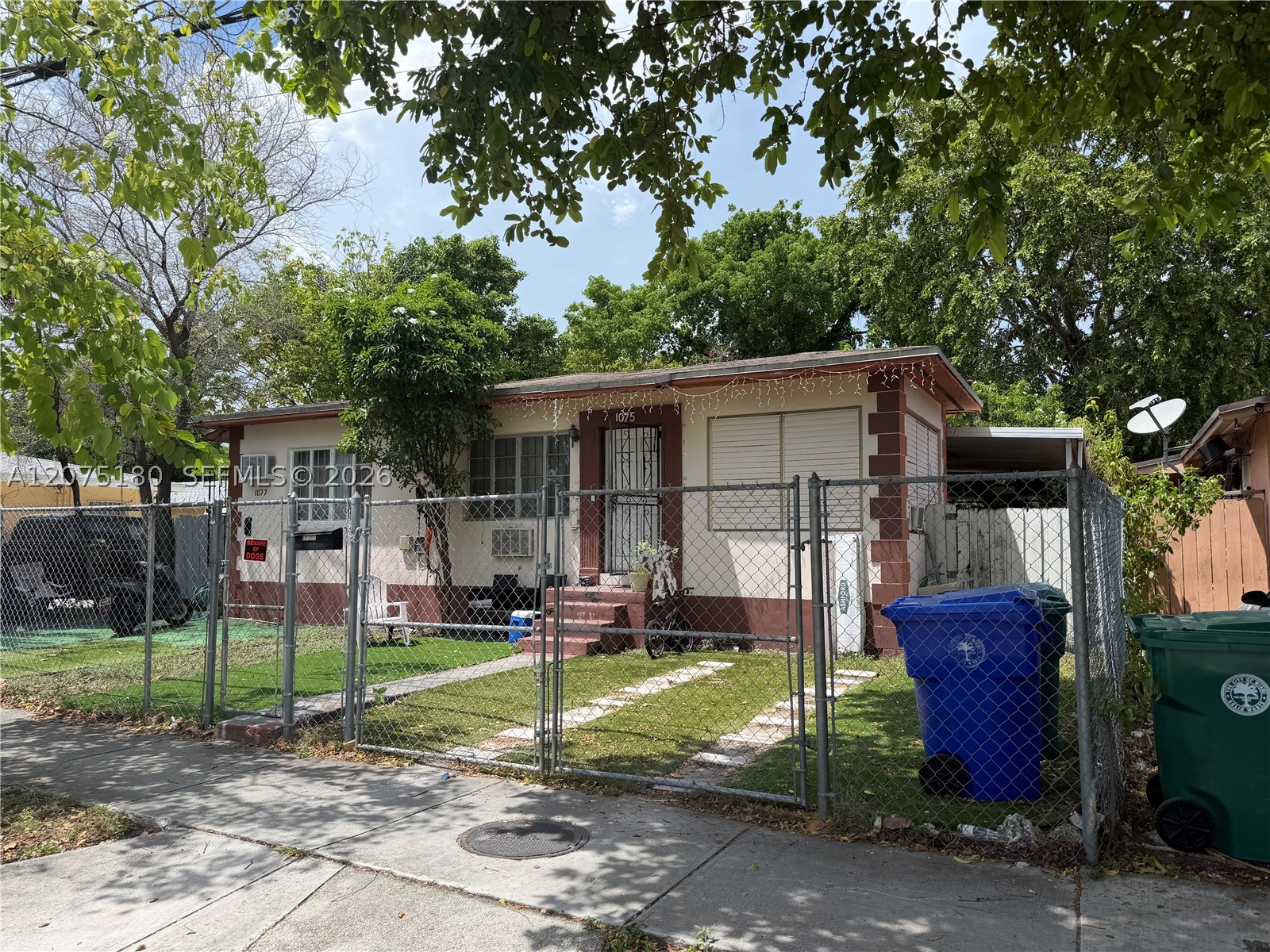 1075 NW 28th St