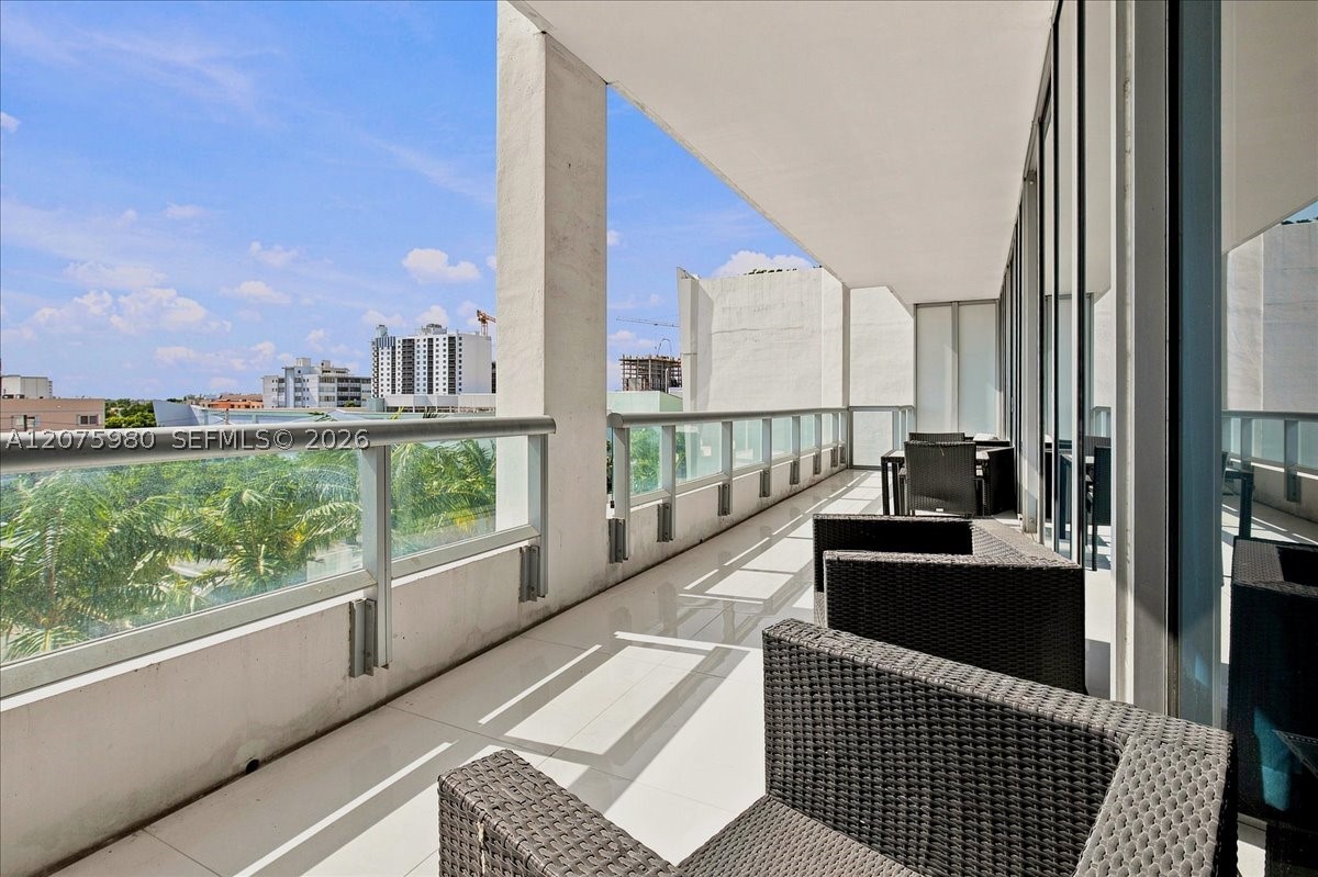 6799 Collins Ave #412 Miami Beach, FL 33141