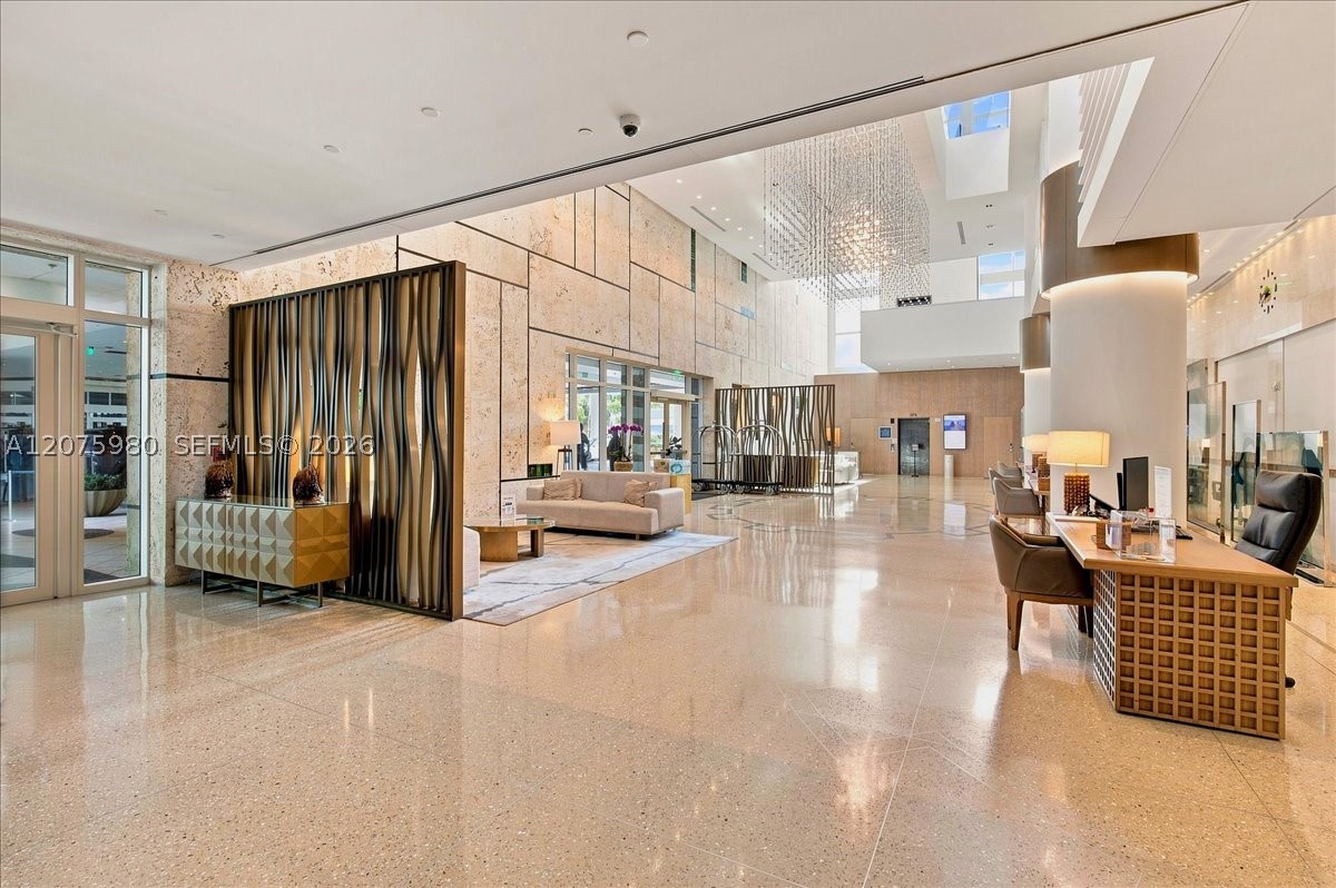 6799 Collins Ave #412 Miami Beach, FL 33141