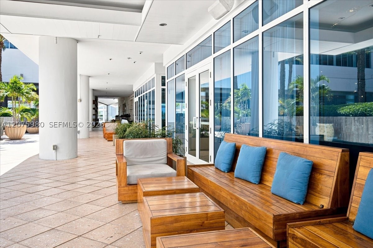 6799 Collins Ave #412 Miami Beach, FL 33141