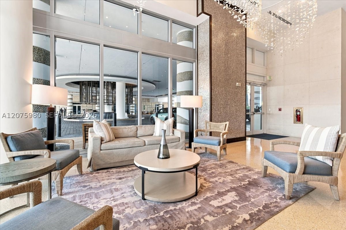 6799 Collins Ave #412 Miami Beach, FL 33141