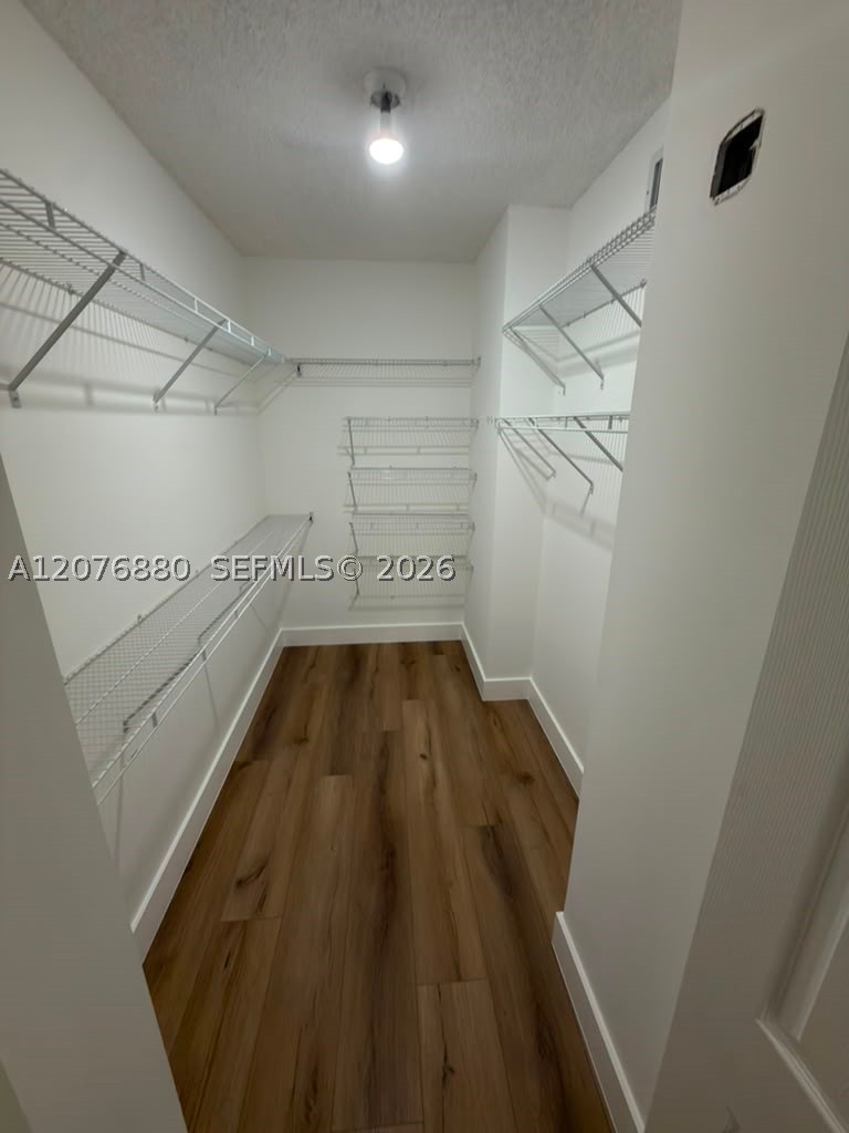 image Porto Bellagio Condo10