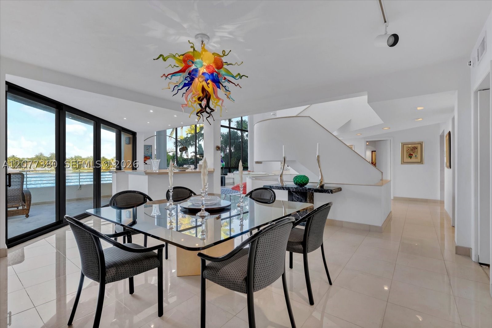 279 N Hibiscus Dr Miami Beach, FL 33139