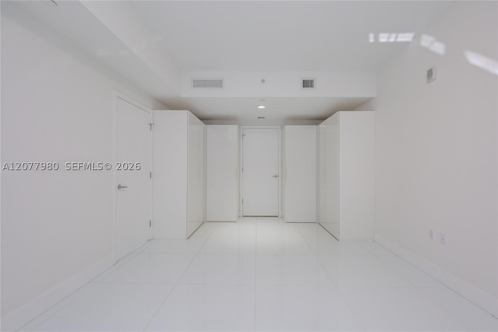 image 1010 Brickell12