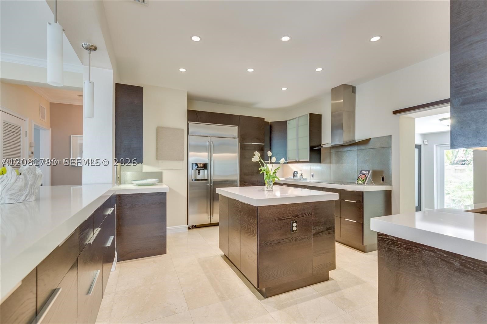 4323 N Bay Rd Miami Beach, FL 33140