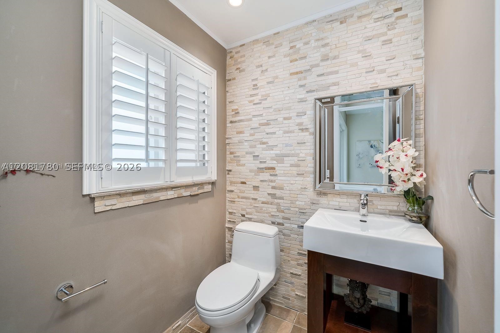 4323 N Bay Rd Miami Beach, FL 33140