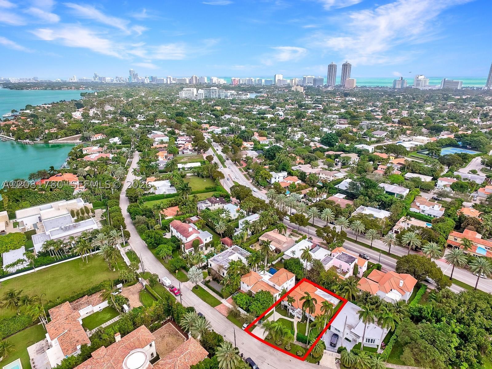 4323 N Bay Rd Miami Beach, FL 33140