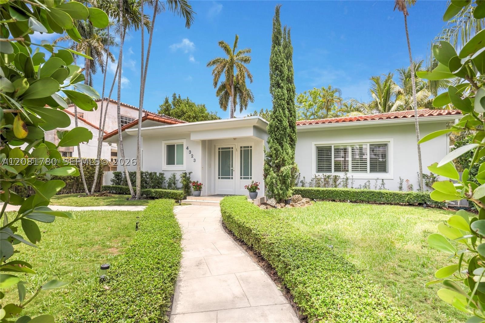4323 N Bay Rd Miami Beach, FL 33140