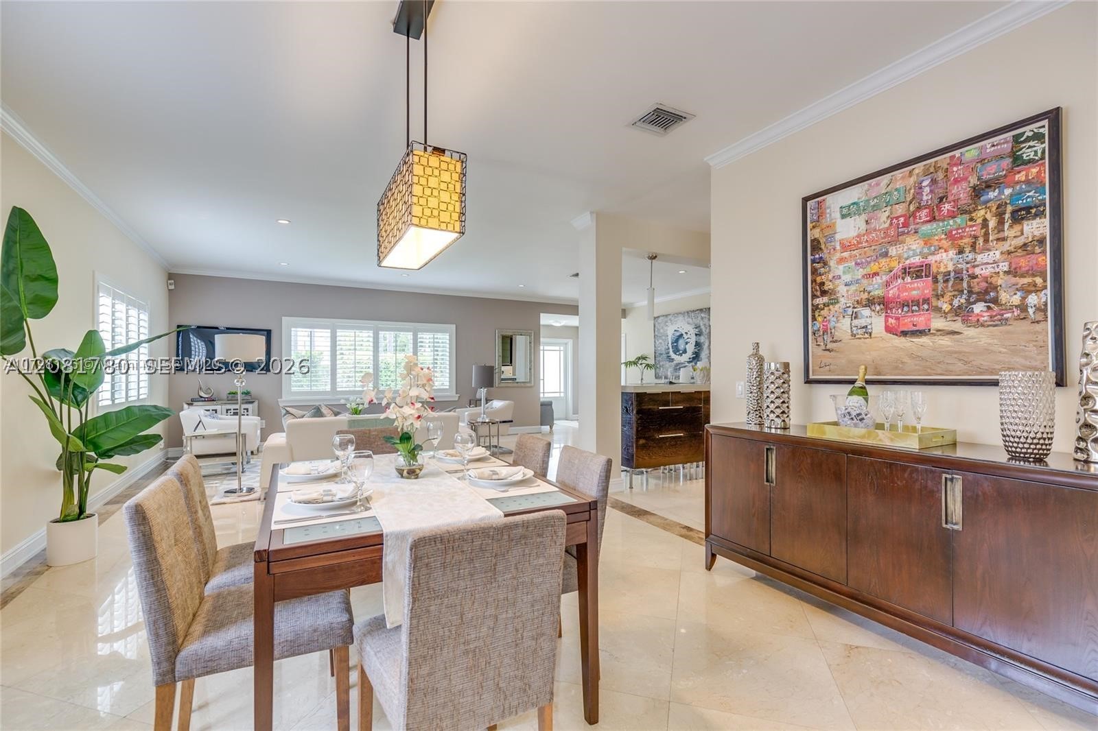 4323 N Bay Rd Miami Beach, FL 33140