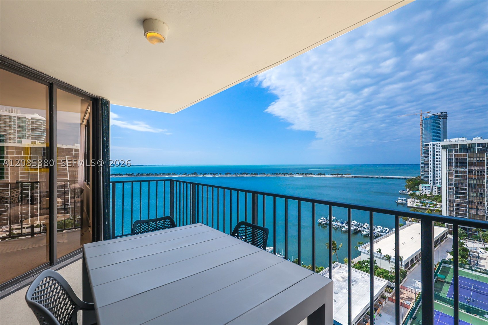 image Brickell Place I13