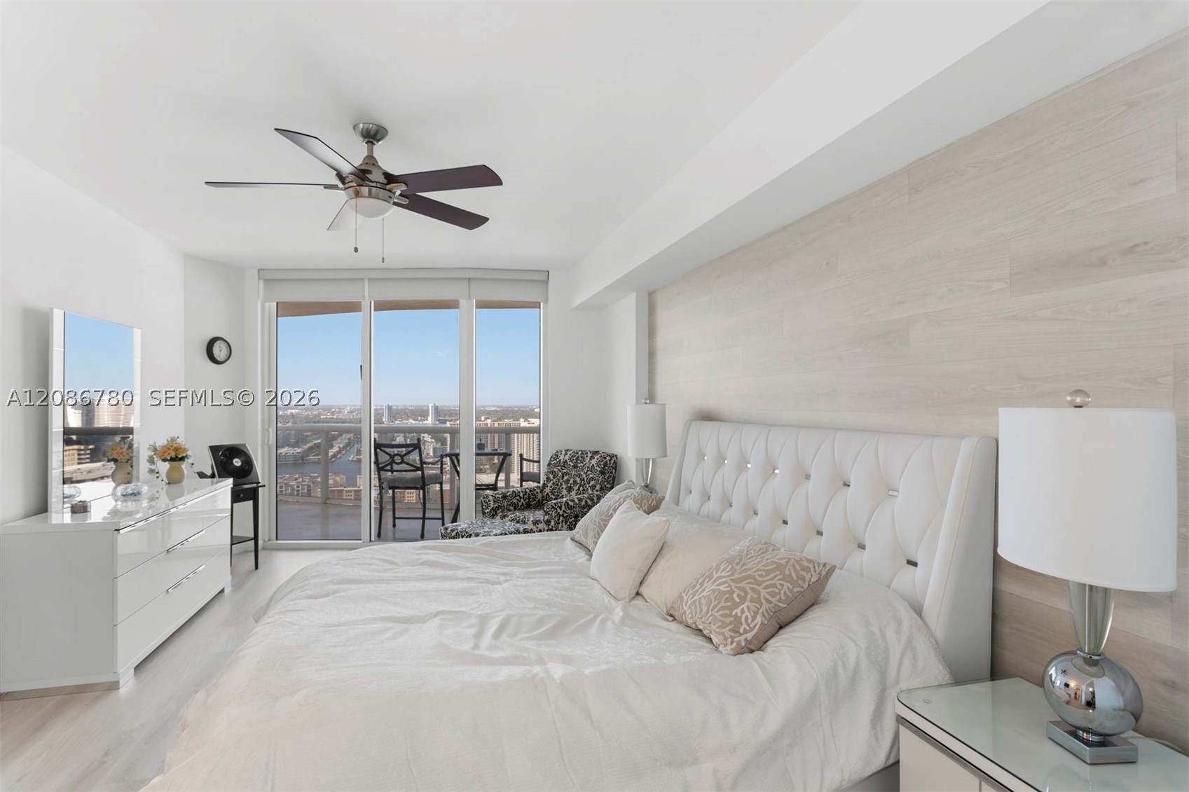 image Ocean Four15