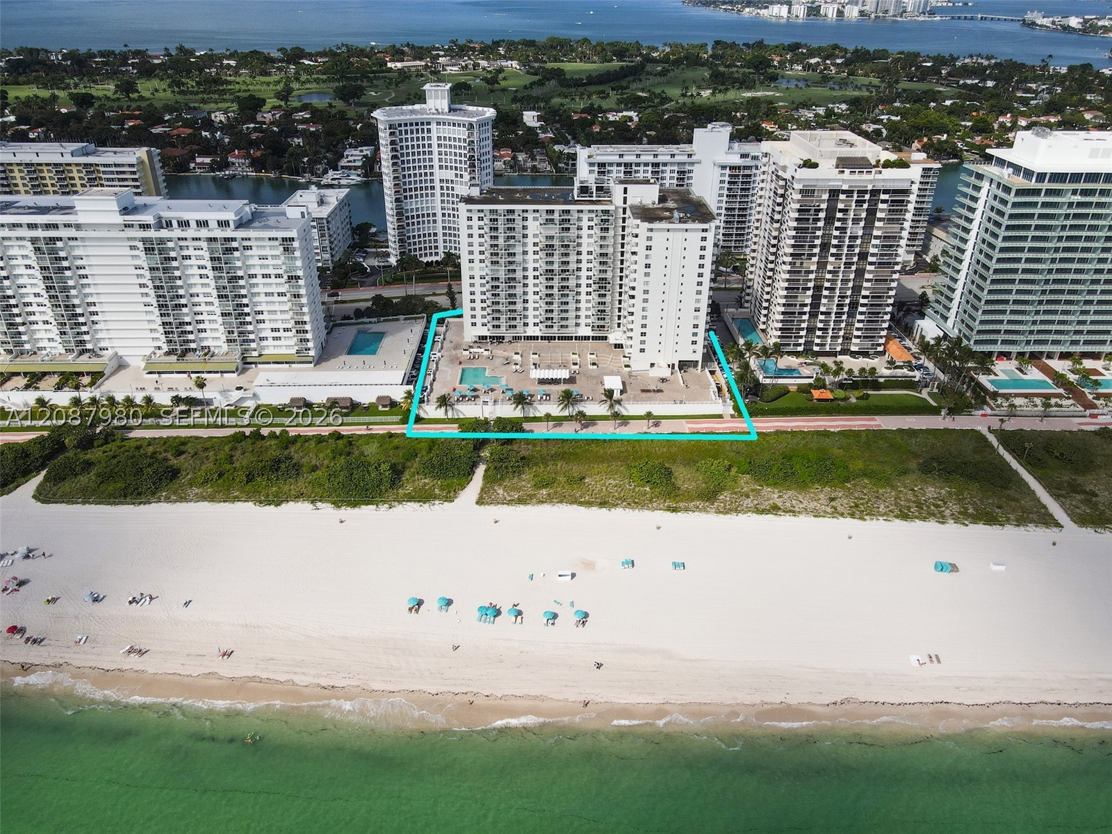 5701 Collins Ave #304