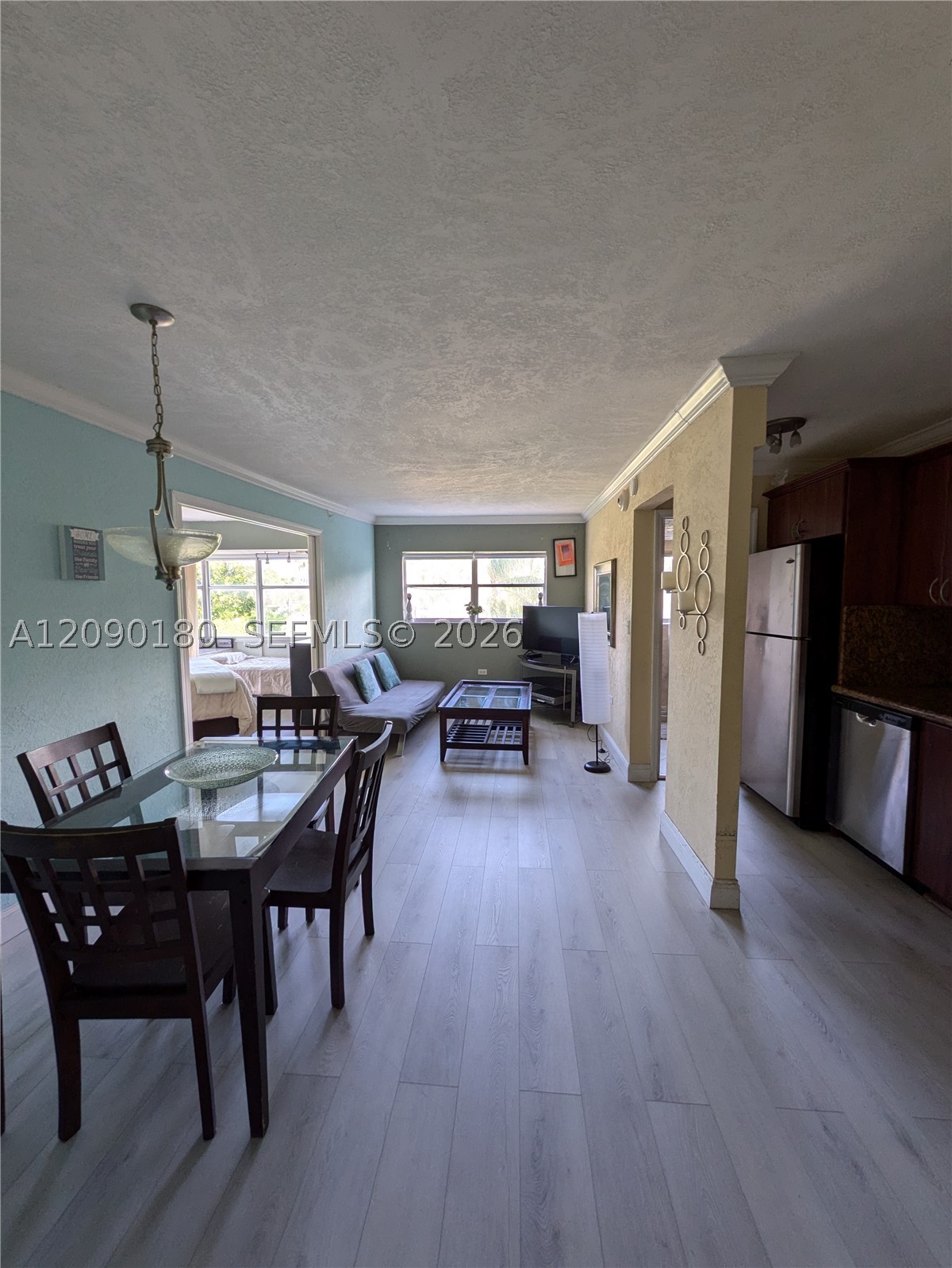 1881 Washington Ave #3G
