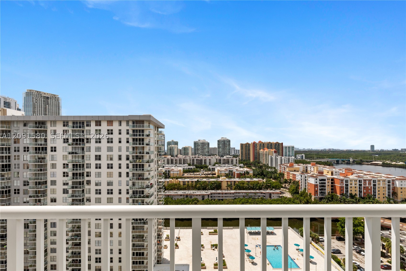 image Winston Towers 40026