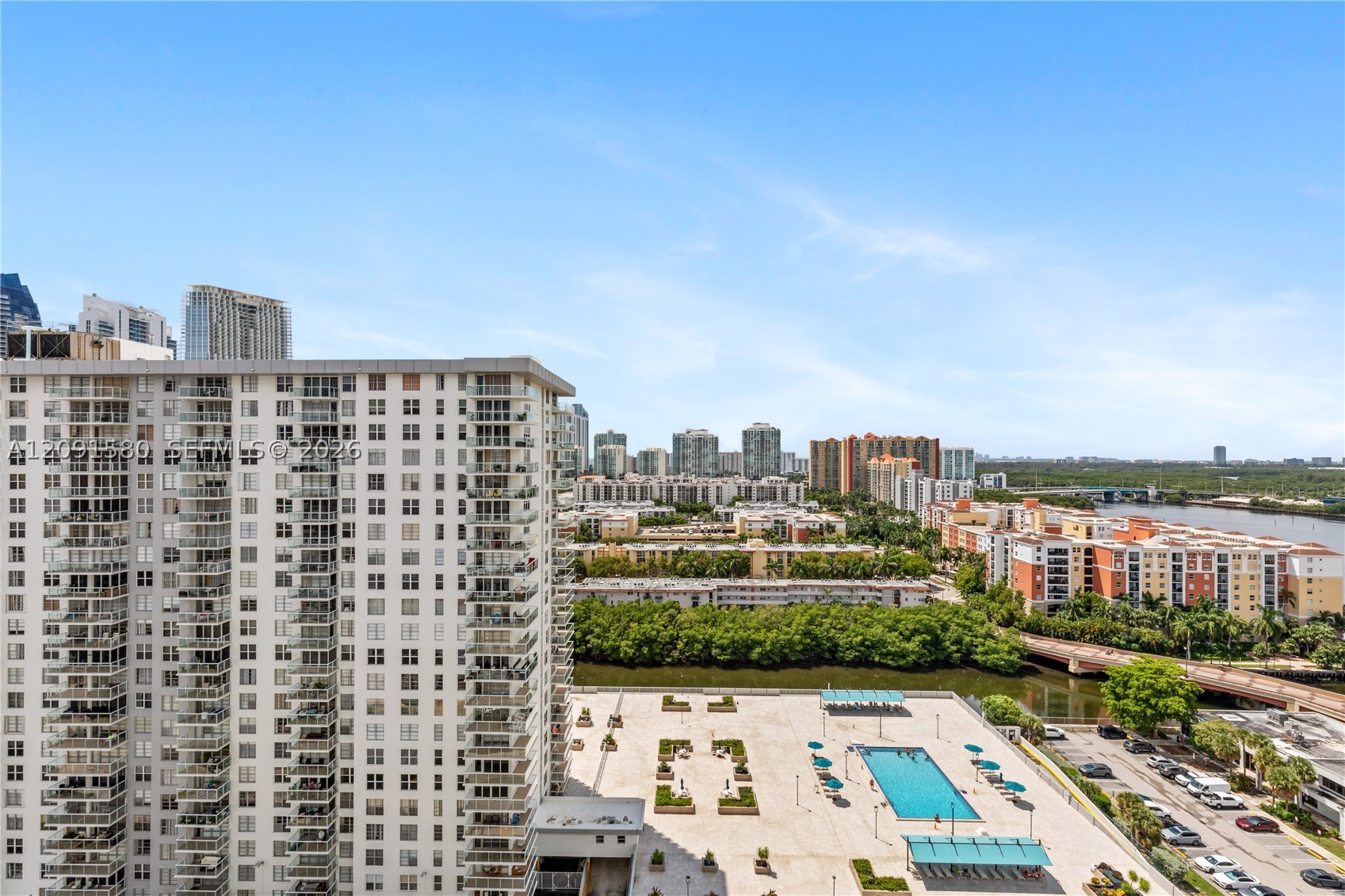 image Winston Towers 40028