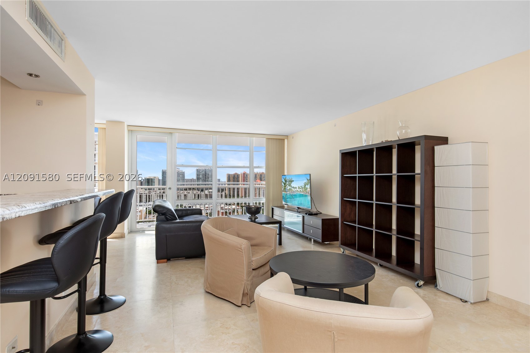image Winston Towers 4003