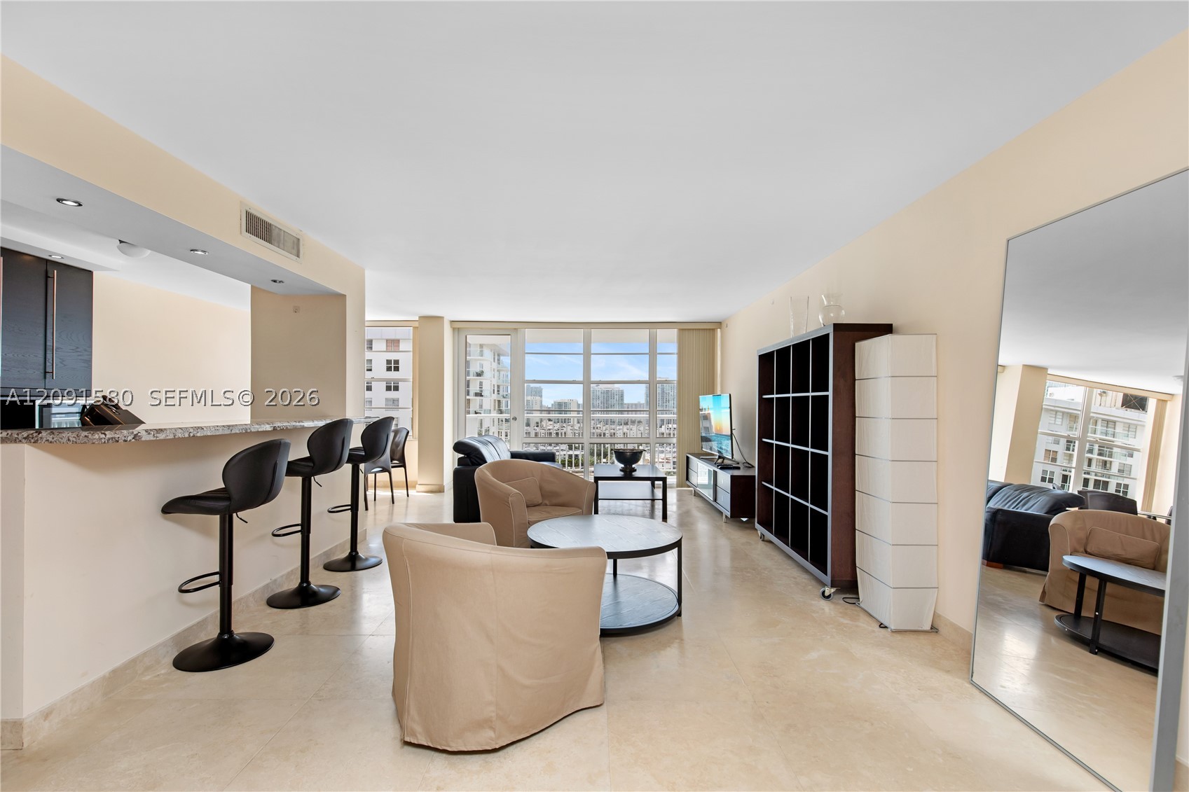 image Winston Towers 4004