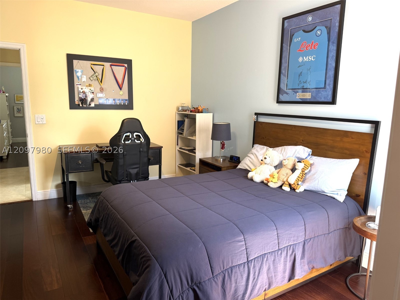 3191 NE 211th Ter Aventura, FL 33180