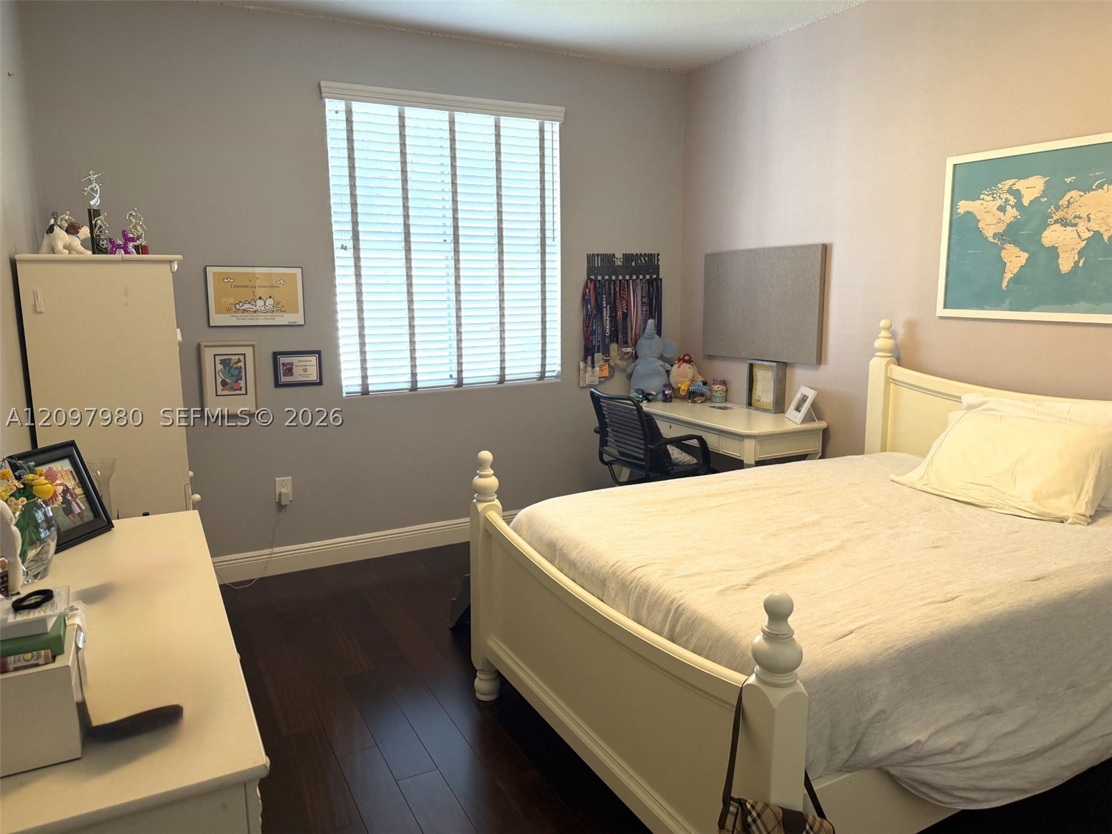 3191 NE 211th Ter Aventura, FL 33180