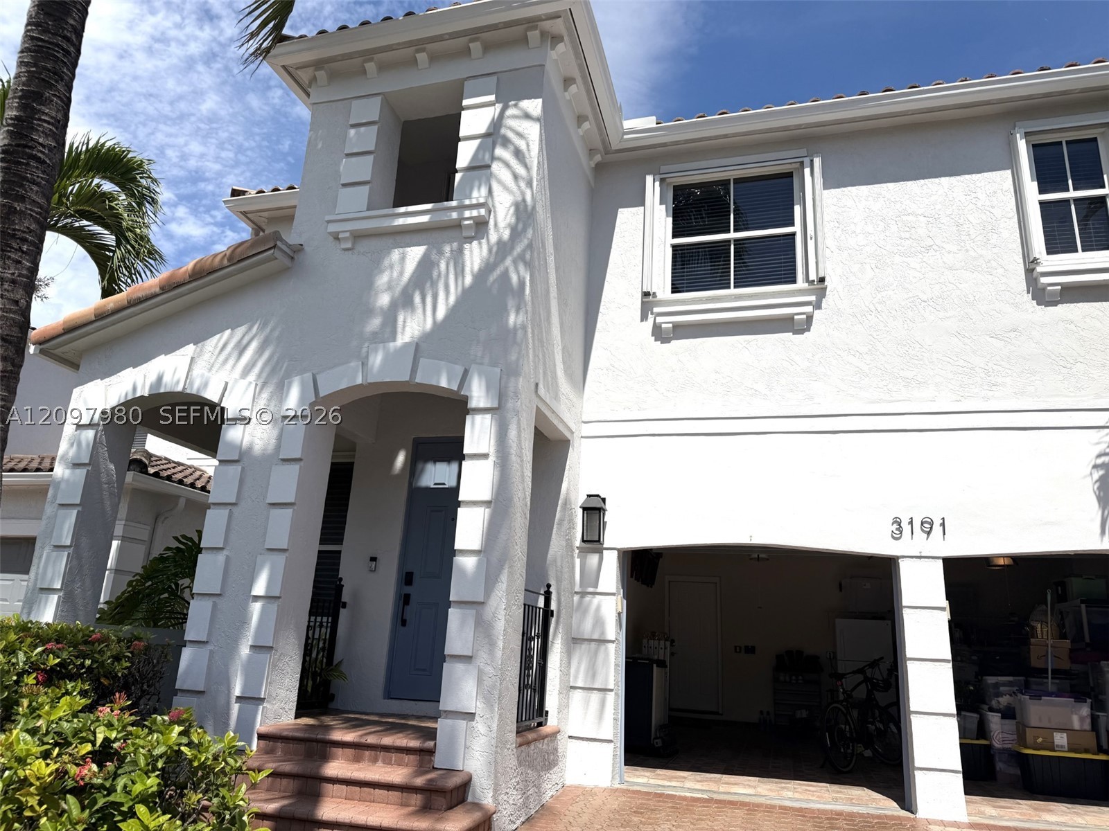 3191 NE 211th Ter Aventura, FL 33180