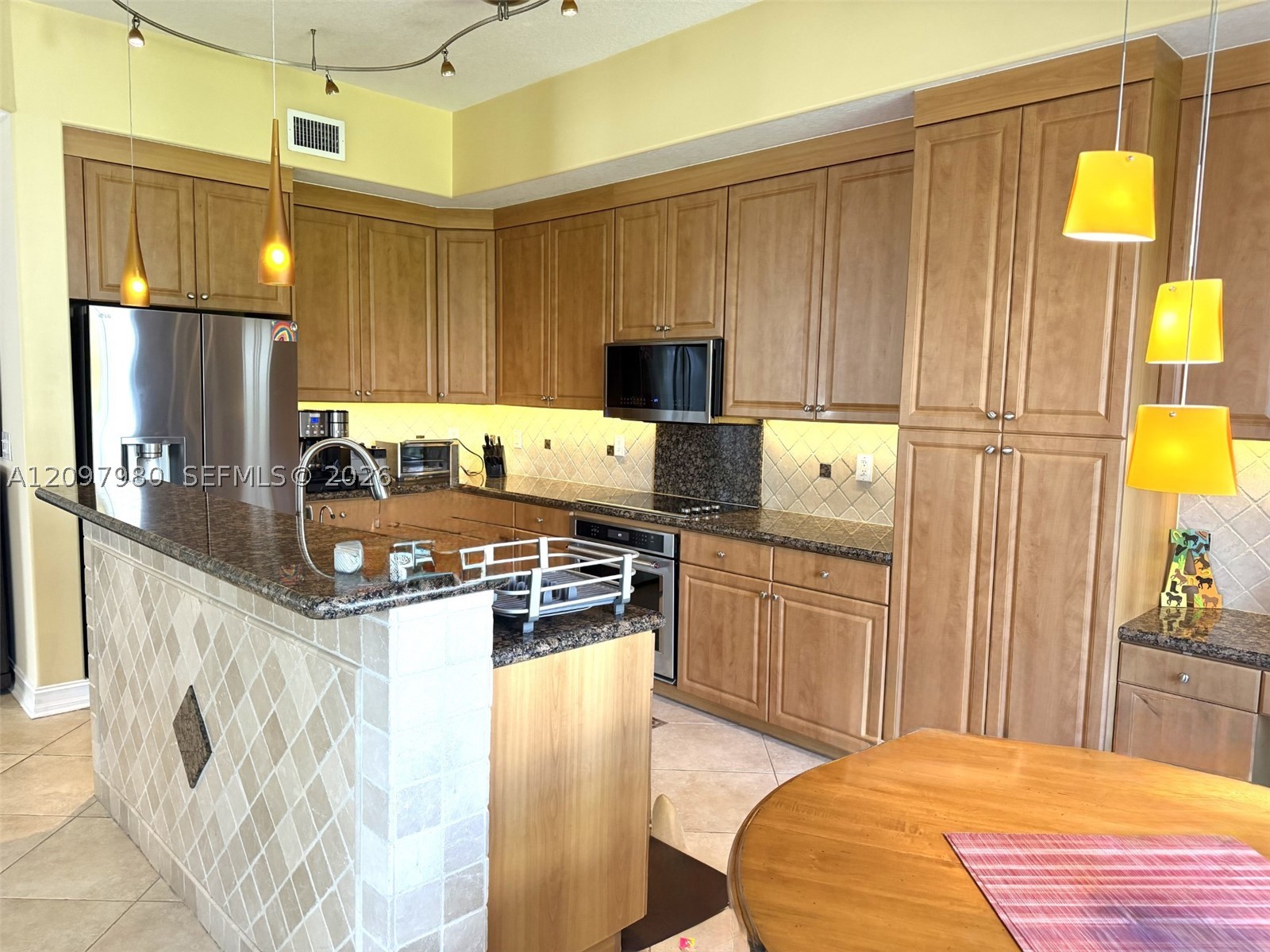 3191 NE 211th Ter Aventura, FL 33180