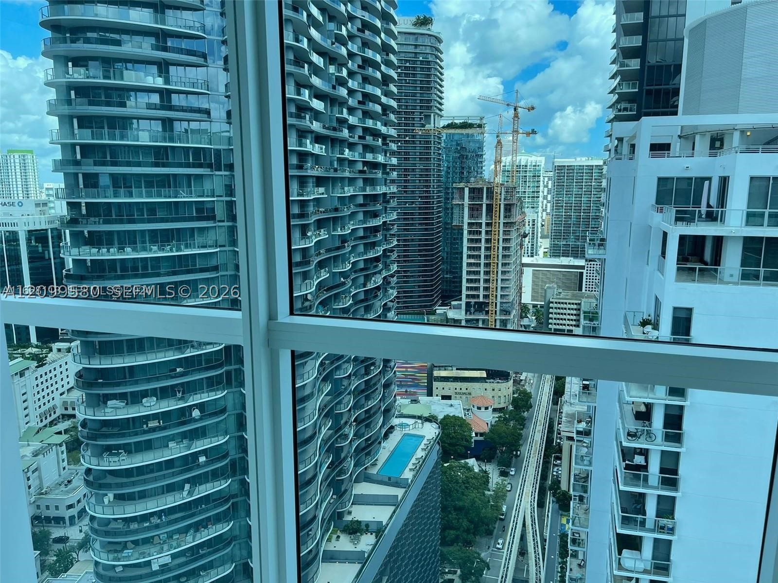 image The Bond on Brickell15