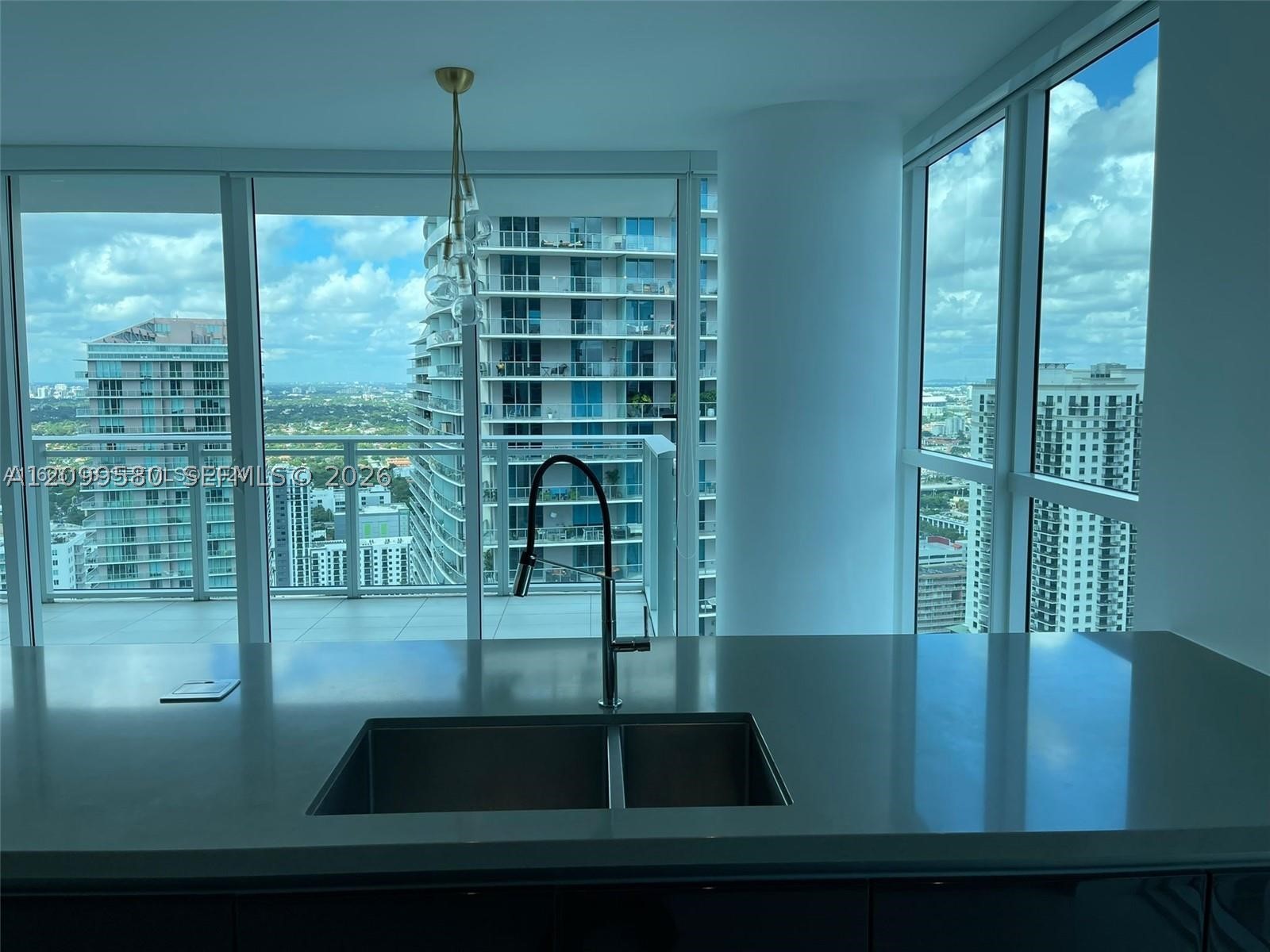 image The Bond on Brickell4