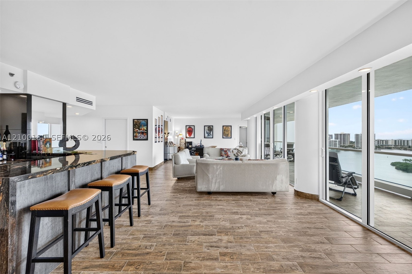 7000 Island Blvd #2409-2410 Aventura, FL 33160