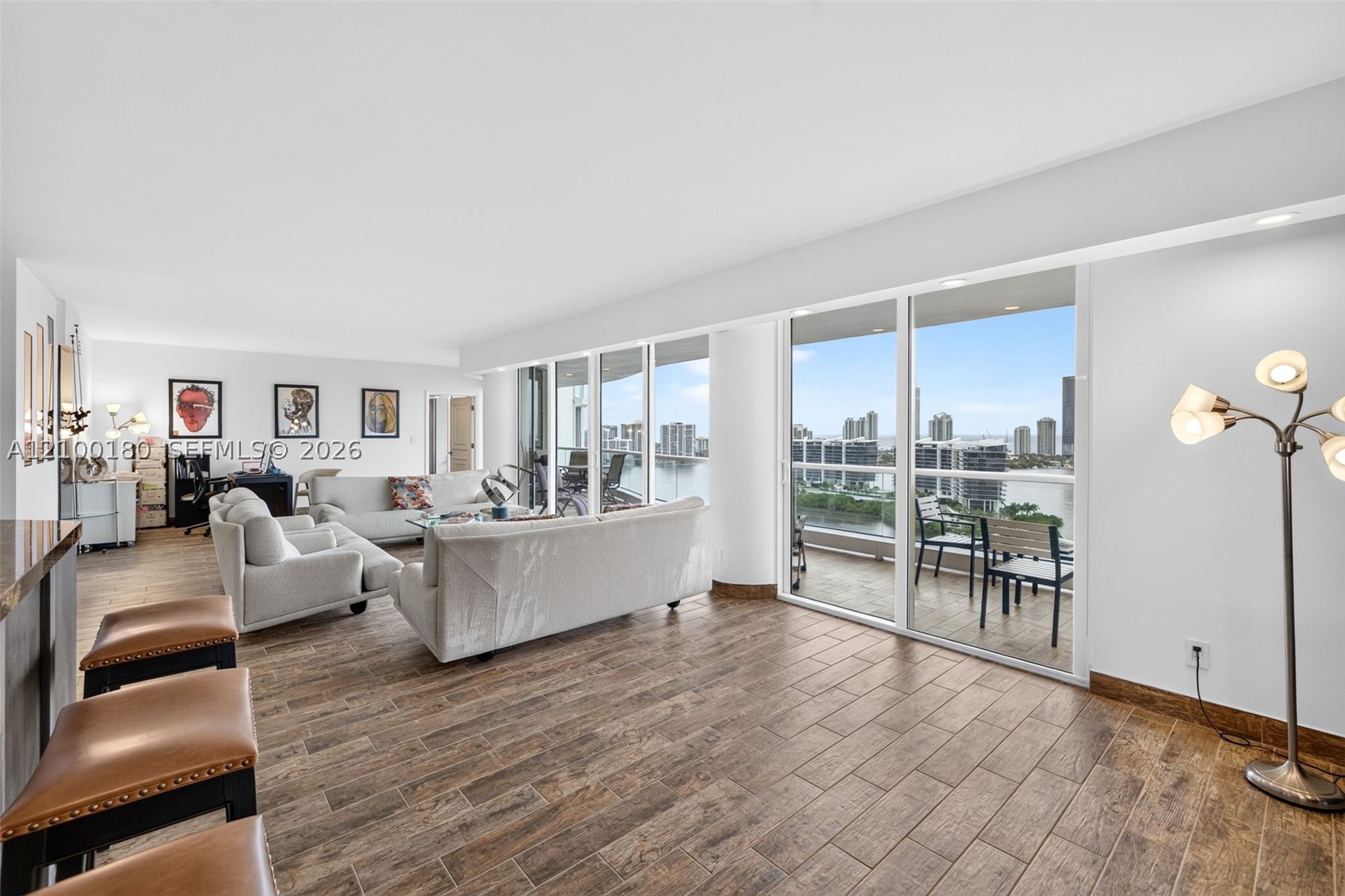 7000 Island Blvd #2409-2410 Aventura, FL 33160