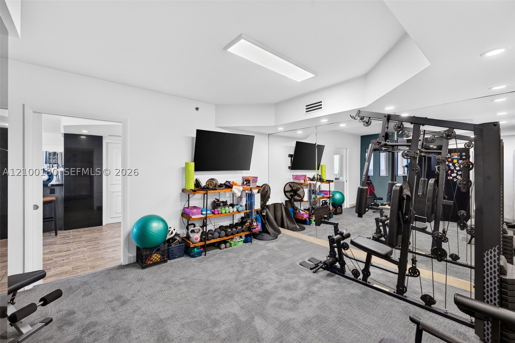 7000 Island Blvd #2409-2410 Aventura, FL 33160