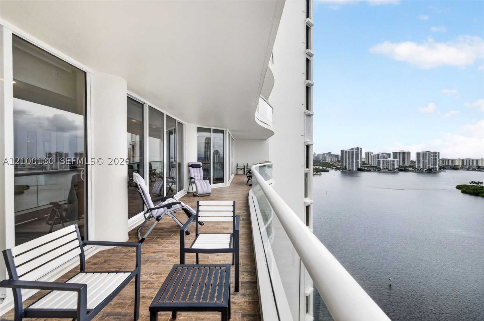 7000 Island Blvd #2409-2410 Aventura, FL 33160