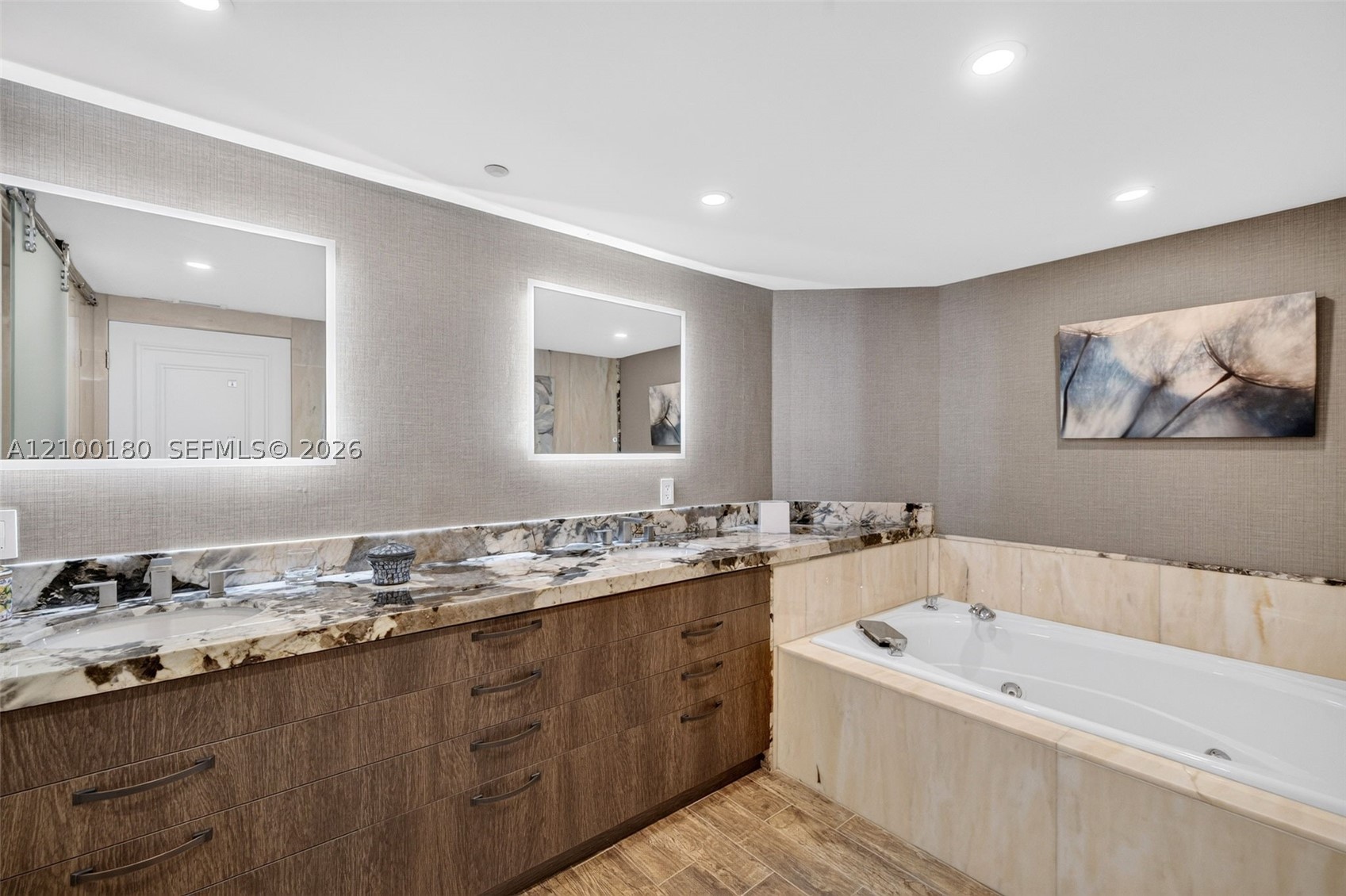 7000 Island Blvd #2409-2410 Aventura, FL 33160