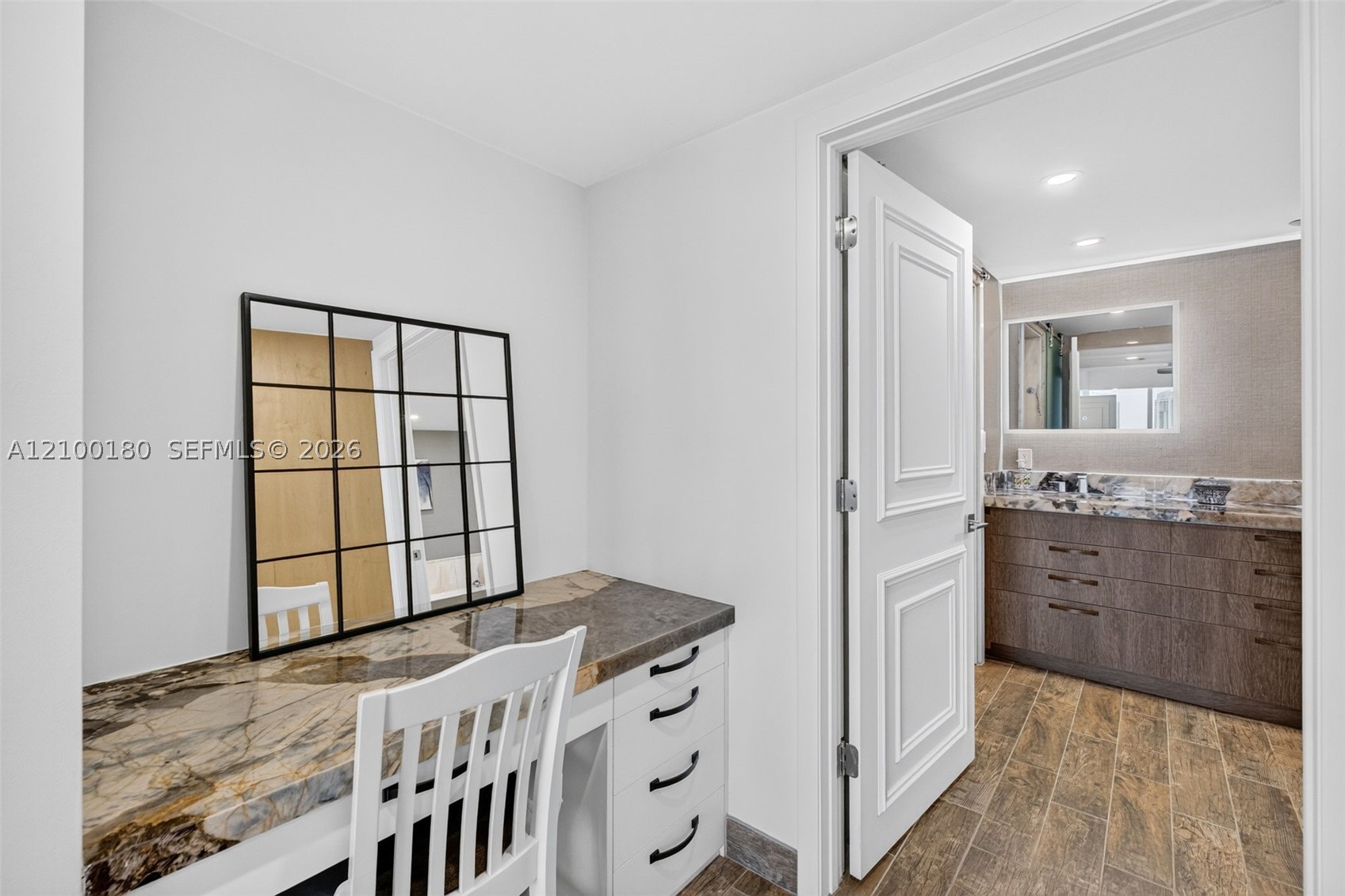 7000 Island Blvd #2409-2410 Aventura, FL 33160