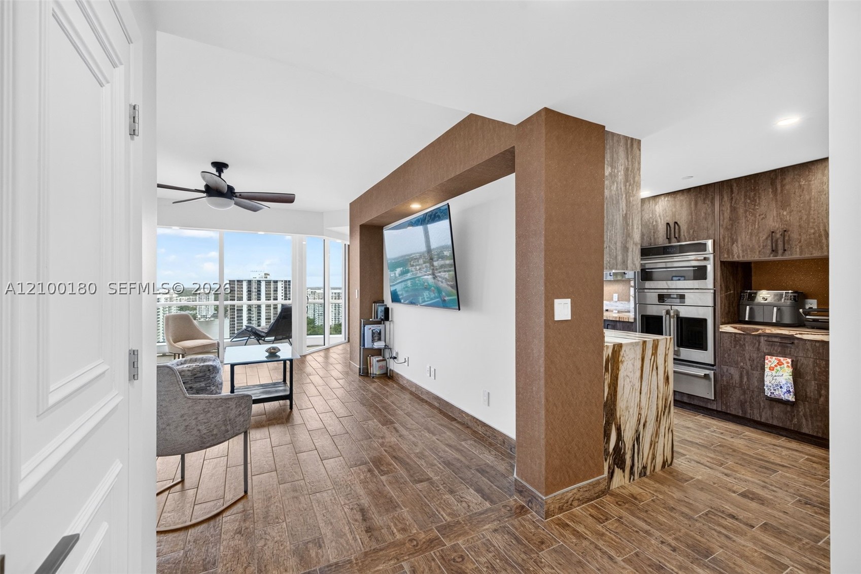 7000 Island Blvd #2409-2410 Aventura, FL 33160