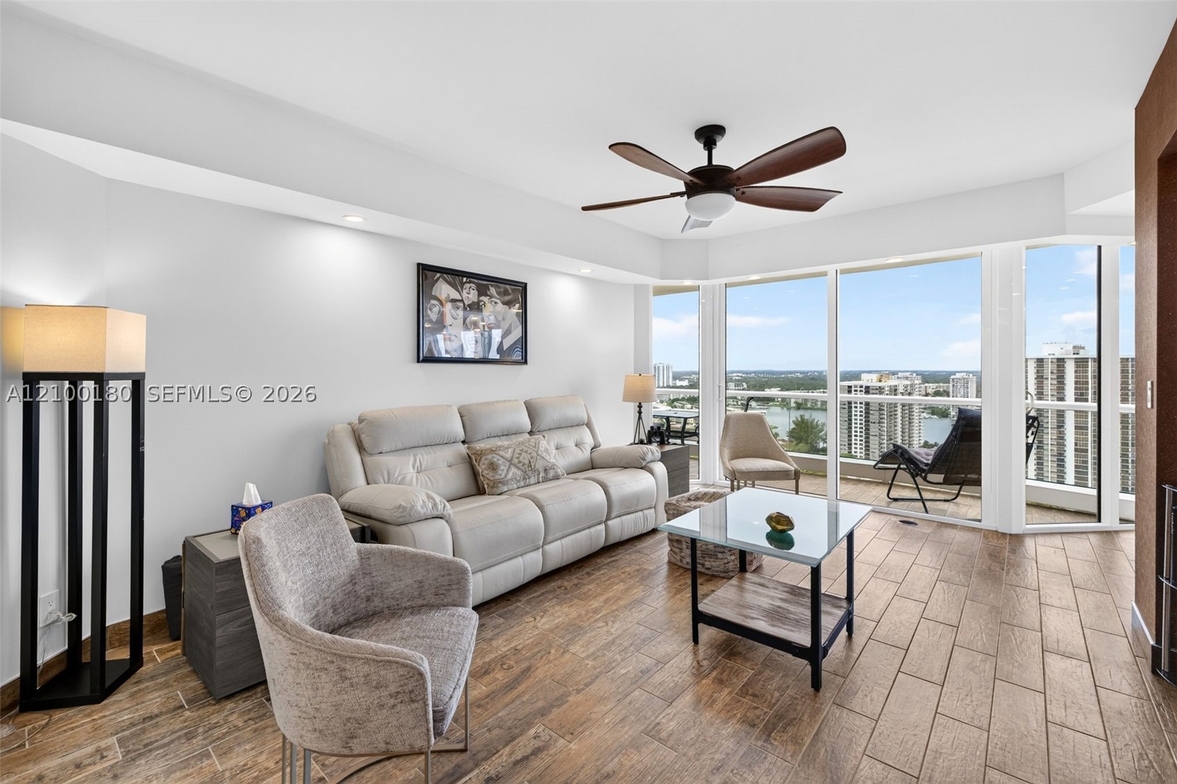 7000 Island Blvd #2409-2410 Aventura, FL 33160