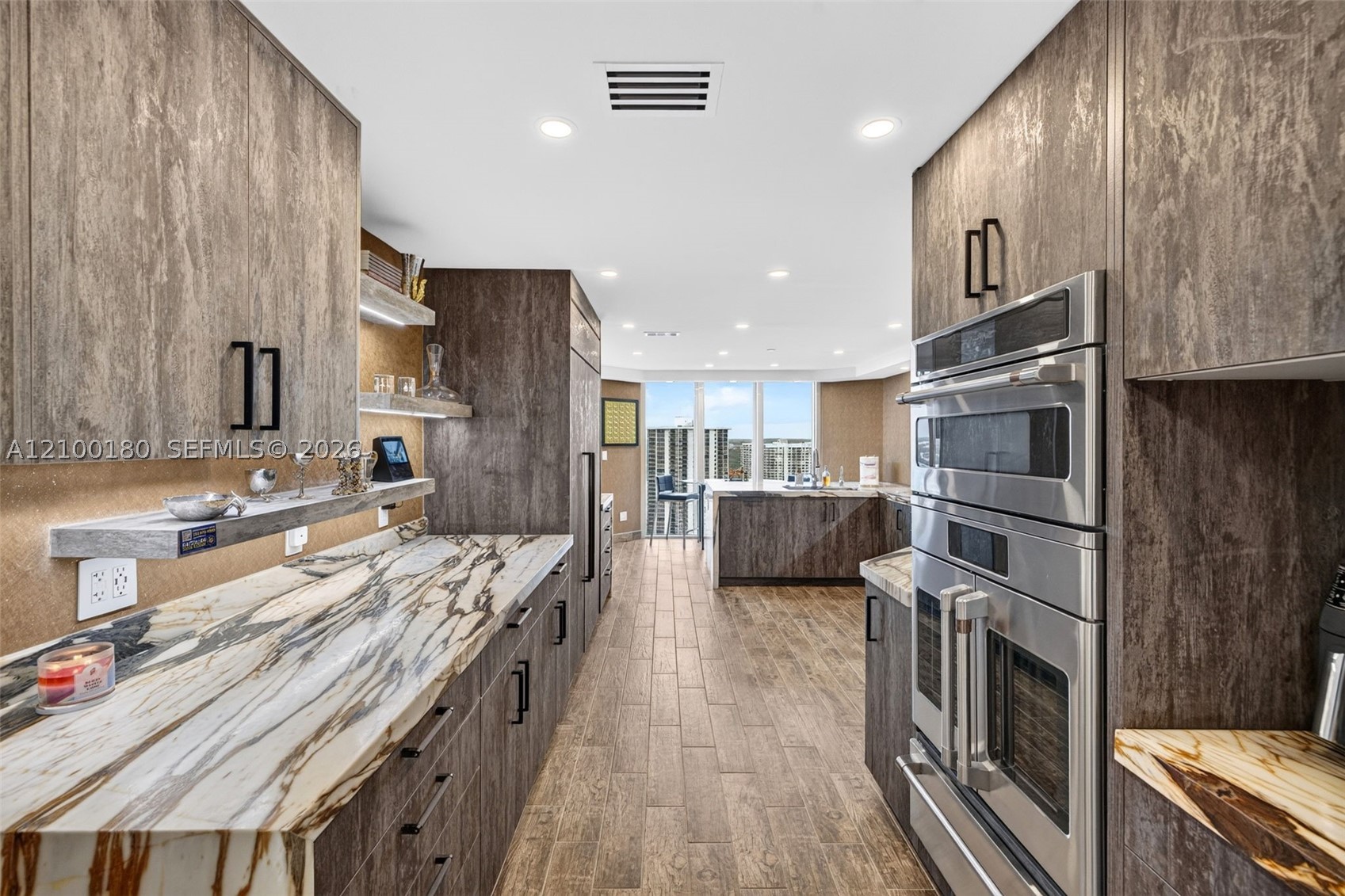 7000 Island Blvd #2409-2410 Aventura, FL 33160