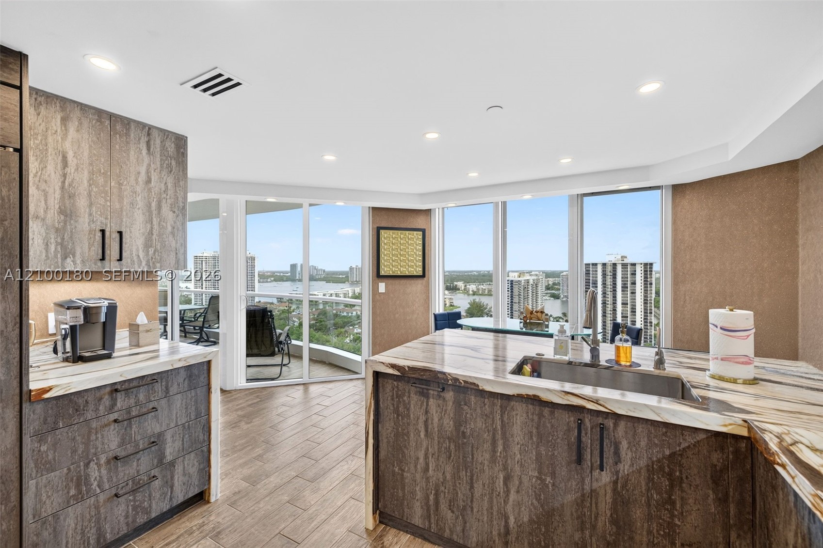 7000 Island Blvd #2409-2410 Aventura, FL 33160