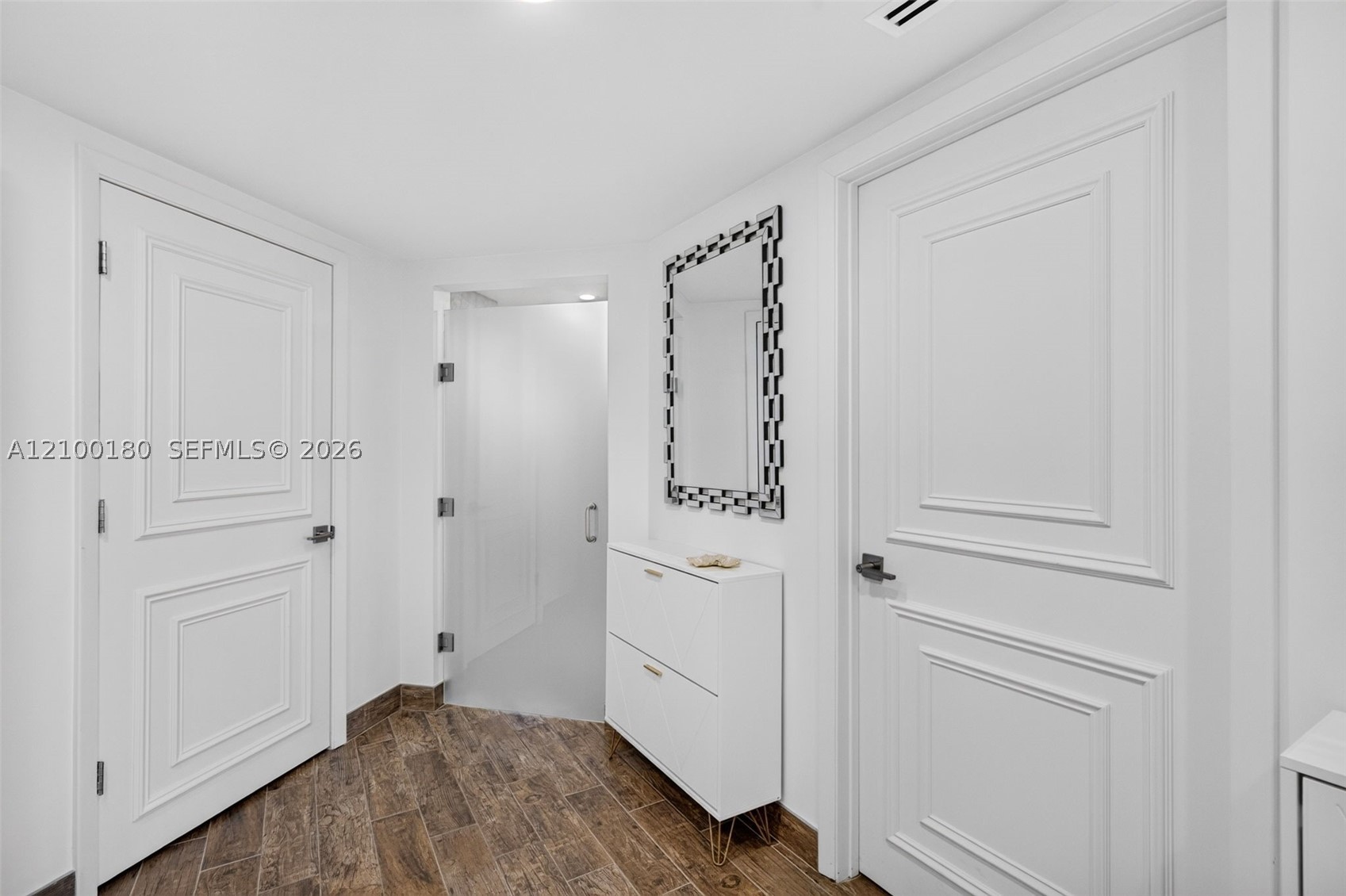 7000 Island Blvd #2409-2410 Aventura, FL 33160