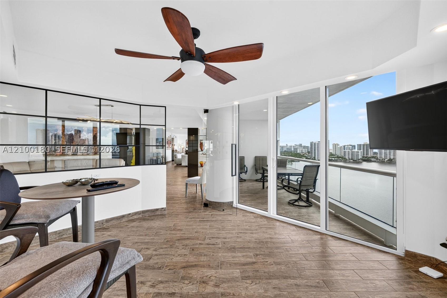 7000 Island Blvd #2409-2410 Aventura, FL 33160