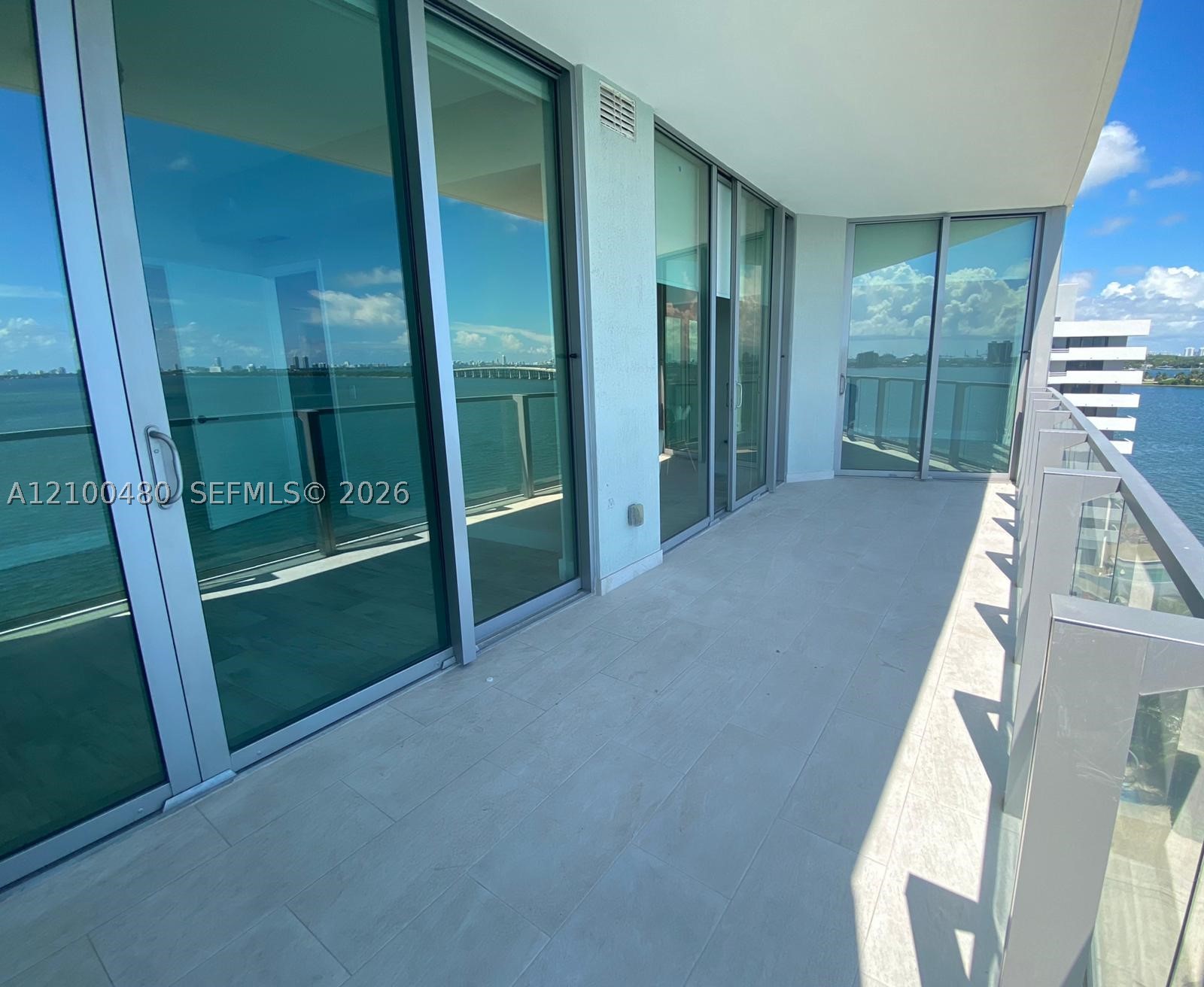 2900 NE 7th Ave #705