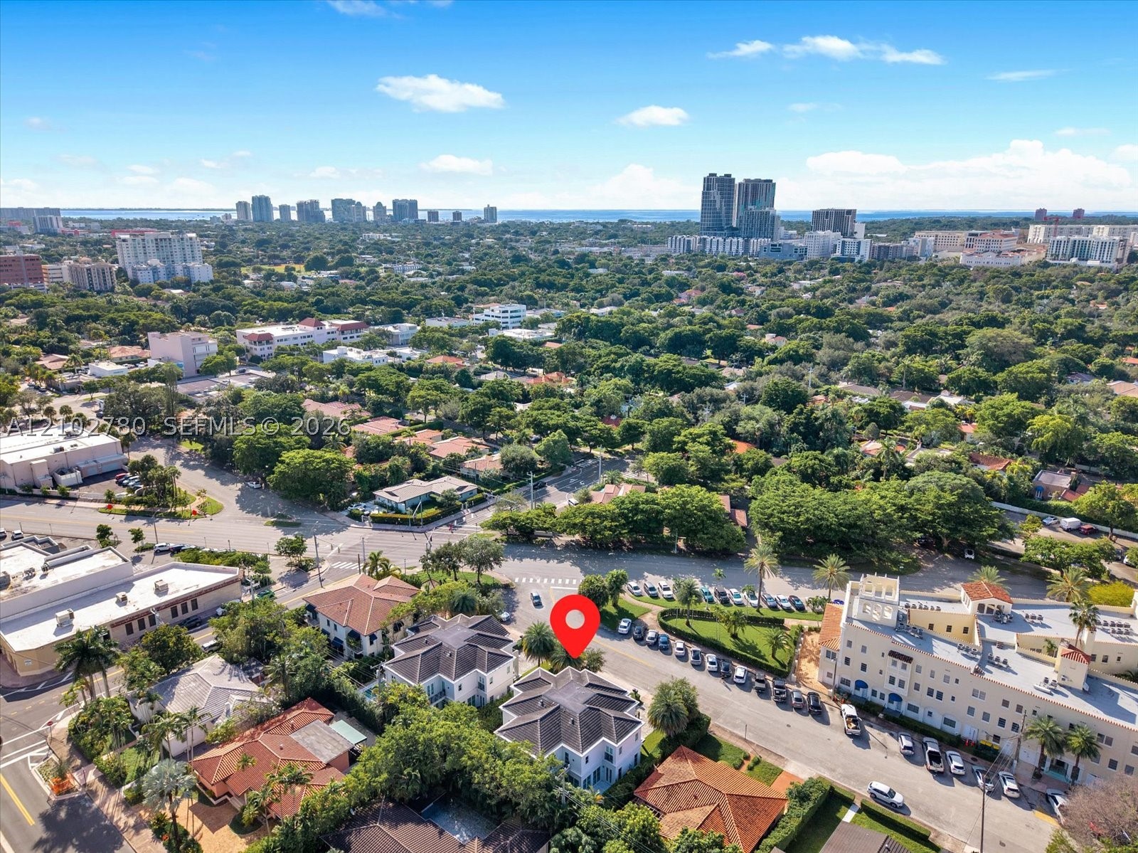 315 Santander Ave #315 Coral Gables, FL 33134