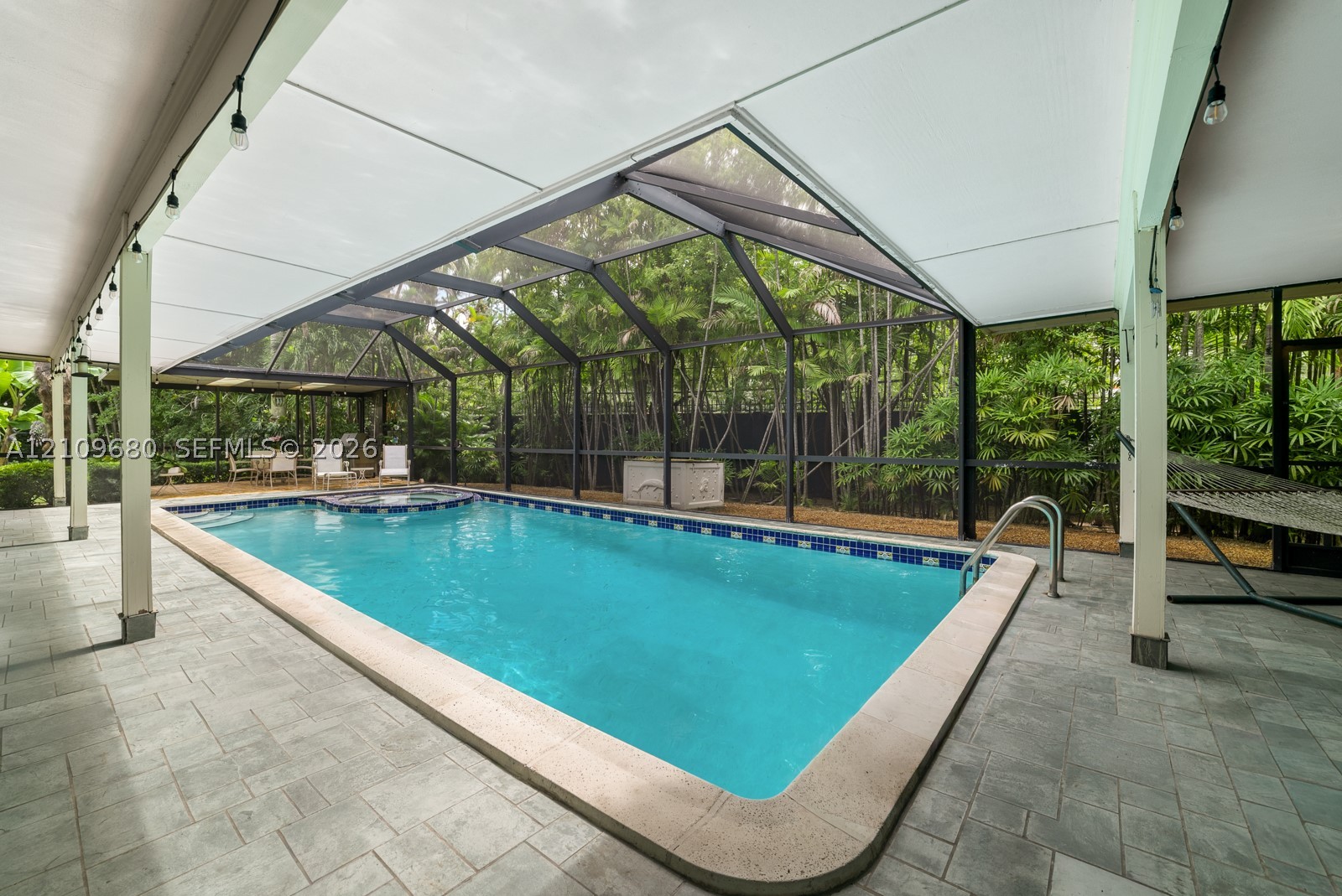 4100 Bay Pt Rd Miami, FL 33137