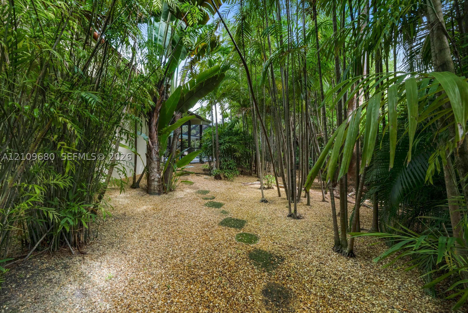 4100 Bay Pt Rd Miami, FL 33137