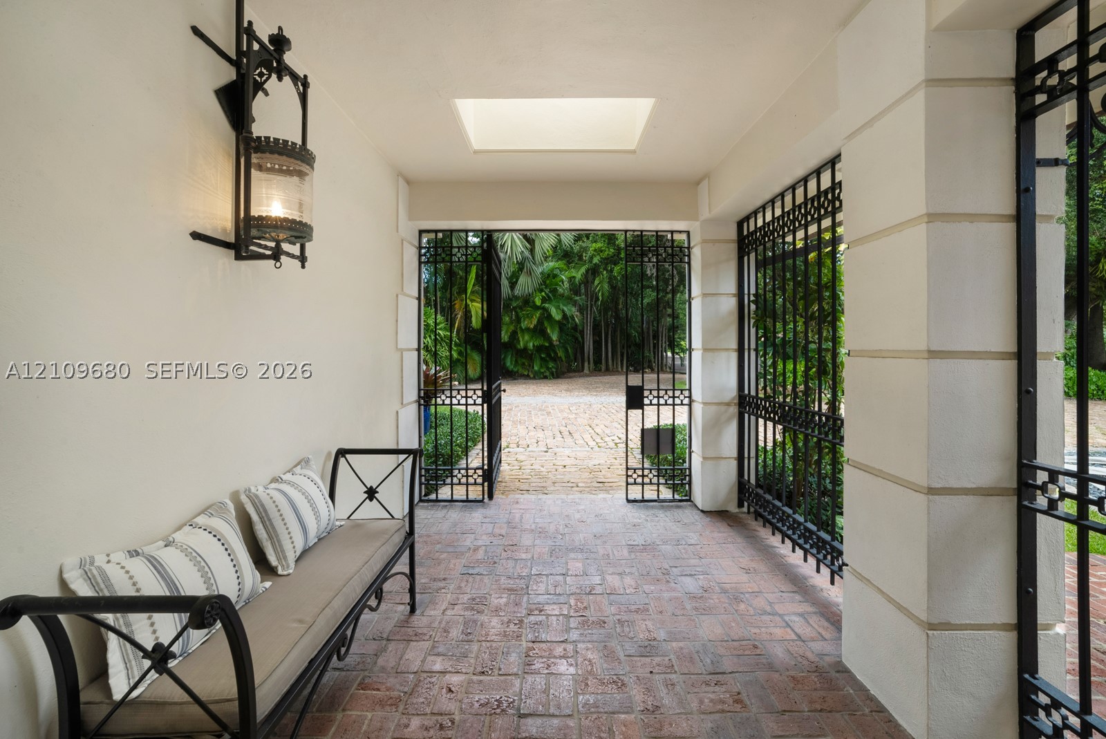 4100 Bay Pt Rd Miami, FL 33137